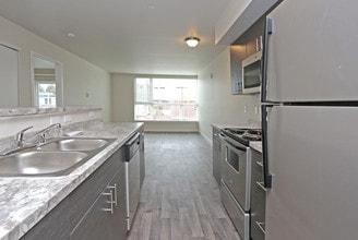 Harlow Heights in Seattle, WA - Foto de edificio - Interior Photo