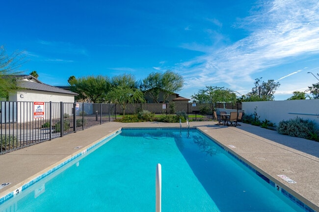 6606 W Paradise Ln, Unit SI ID1269385P in Glendale, AZ - Building Photo - Building Photo