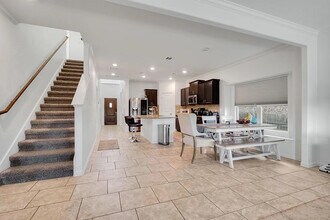 Room in House on Rancho Verde Dr in Leander, TX - Building Photo - Building Photo