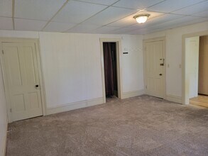 204 E Broadway Ave, Unit #C in Medford, WI - Building Photo - Building Photo