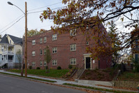 Turning Point II in Providence, RI - Foto de edificio - Building Photo