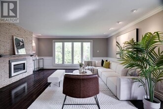 244 Waterloo Ave in Toronto, ON - Building Photo - Building Photo