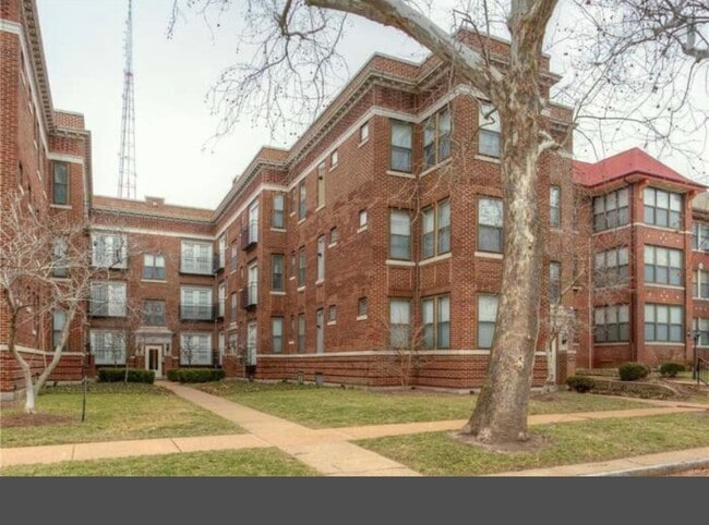 property at 5675 Waterman Blvd