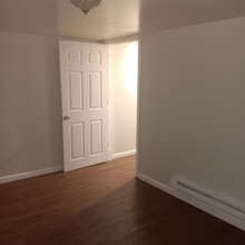 1342 Orthodox St in Philadelphia, PA - Foto de edificio - Building Photo