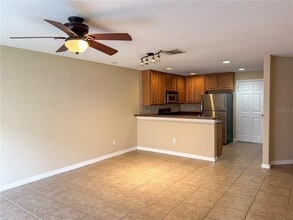 4117 Pitch Pine Cir in Oviedo, FL - Building Photo - Building Photo