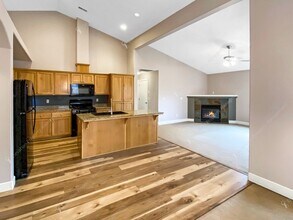 61392 Fairfield Dr in Bend, OR - Building Photo - Building Photo