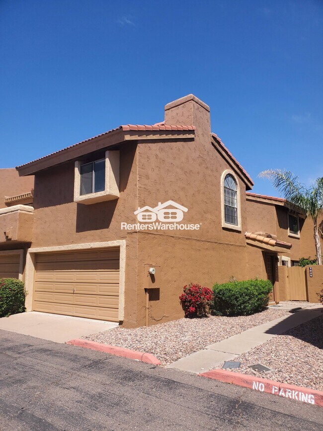 5640 E Bell Rd in Scottsdale, AZ - Building Photo - Building Photo