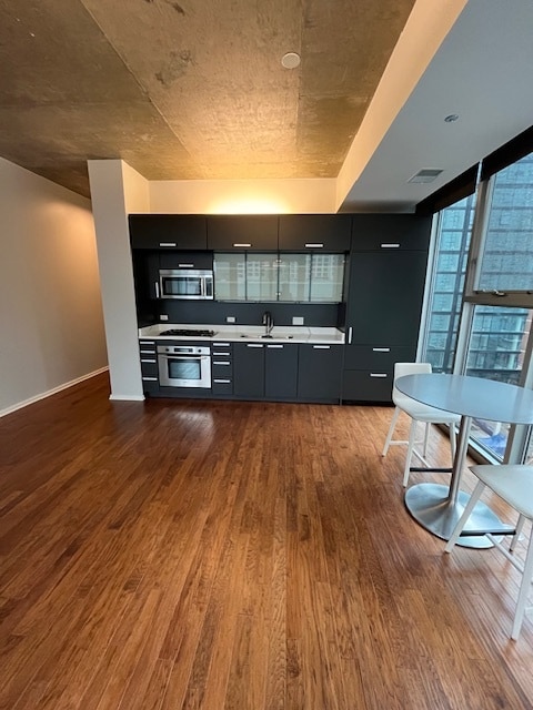 550 N Saint Clair St, Unit 1005 in Chicago, IL - Foto de edificio - Building Photo