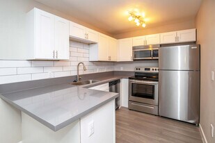 Tides at Cheyenne in Las Vegas, NV - Building Photo