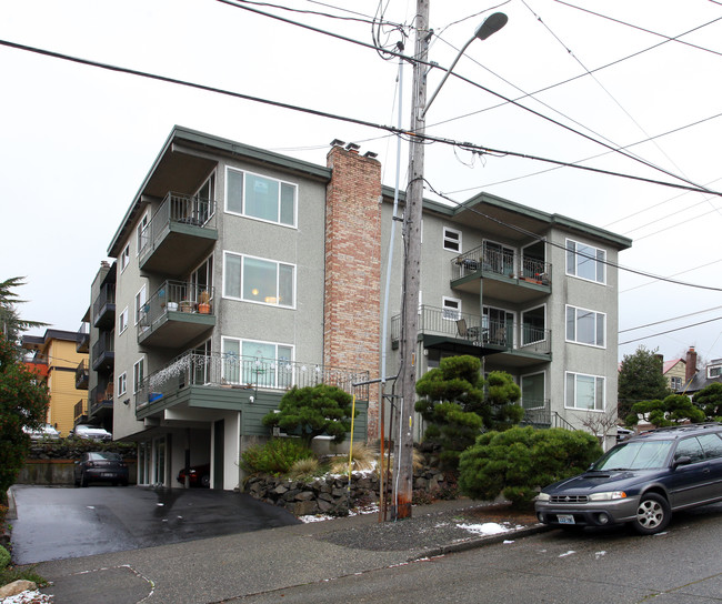 4501 N Greenwood Ave in Seattle, WA - Foto de edificio - Building Photo
