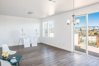 30 Blackbird Cir in Watsonville, CA - Building Photo - Building Photo