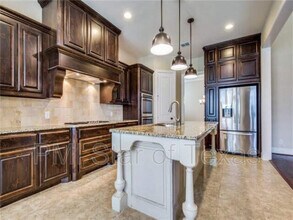 7509 Rockyford Dr in Frisco, TX - Foto de edificio - Building Photo