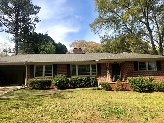 property at 409 Ravenal Rd