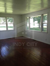 2434 E Bradbury Ave in Indianapolis, IN - Building Photo - Building Photo