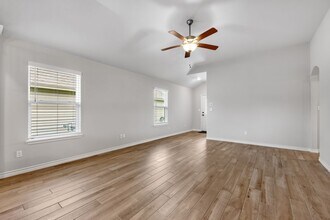 7714 Pruet Dr in Corpus Christi, TX - Building Photo - Building Photo