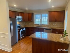 11 Pinehurst Ln in East Haddam, CT - Building Photo - Building Photo