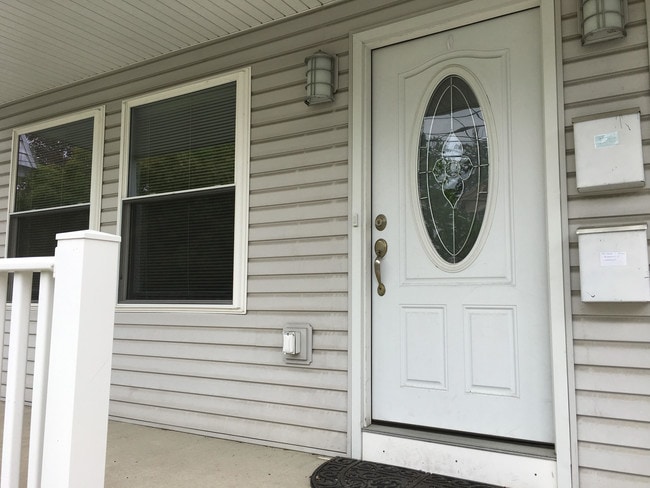 553 Mercer St, Unit 1 in Albany, NY - Building Photo - Building Photo