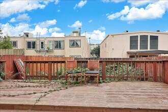 850 Brunswick St in San Francisco, CA - Building Photo - Building Photo
