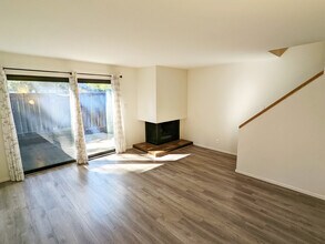 3520 Shelter Creek Dr in Napa, CA - Building Photo - Building Photo