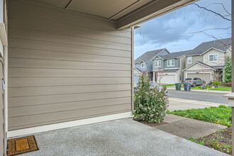 18710 106th Avenue Ct E in Puyallup, WA - Building Photo - Building Photo