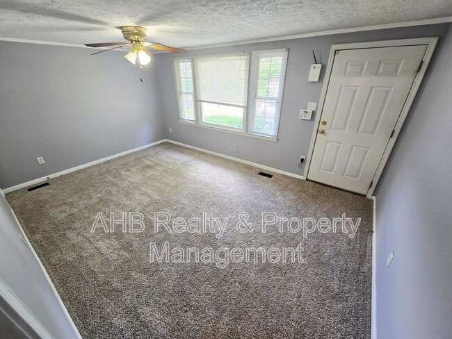 615 Elmira St in Burlington, NC - Building Photo - Building Photo
