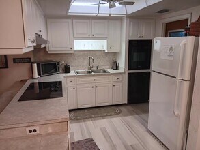 34 Kathy Dr in Ormond Beach, FL - Building Photo - Building Photo