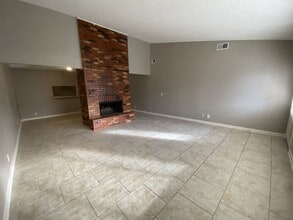 5914 S 87th E Ave in Tulsa, OK - Building Photo - Building Photo