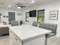 440 S Melrose Dr in Miami Springs, FL - Building Photo - Building Photo