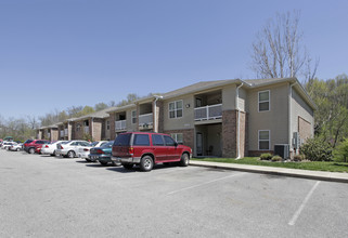 Canterbury House Apartments - Southgate in Southgate, KY - Building Photo - Building Photo