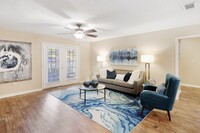 Lexington Pointe Apartment Homes in Oxford, MS - Building Photo - Building Photo