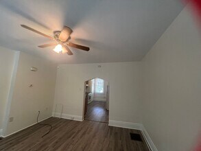1321 Breed St in Pittsburgh, PA - Building Photo - Building Photo