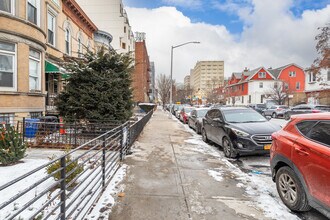 882 New York Ave in Brooklyn, NY - Building Photo - Building Photo