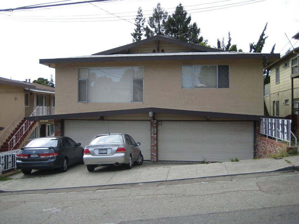 3789 Buell St in Oakland, CA - Foto de edificio