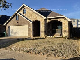 1305 Raleigh Path in Denton, TX - Building Photo
