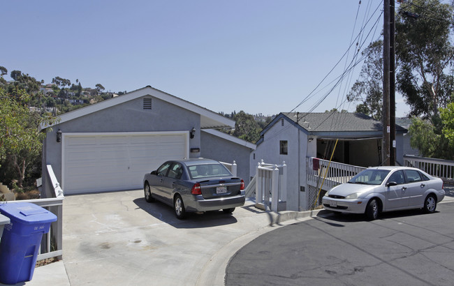 7881 Cimmaron Ln in La Mesa, CA - Building Photo - Building Photo