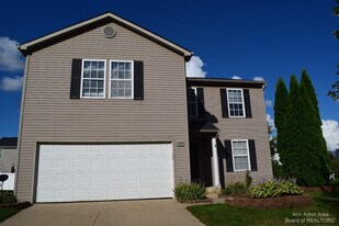 8549 Hawthorn Hill in Dexter, MI - Building Photo