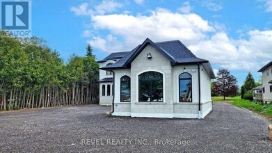 3535 Westney Rd N in Pickering, ON - Building Photo - Building Photo