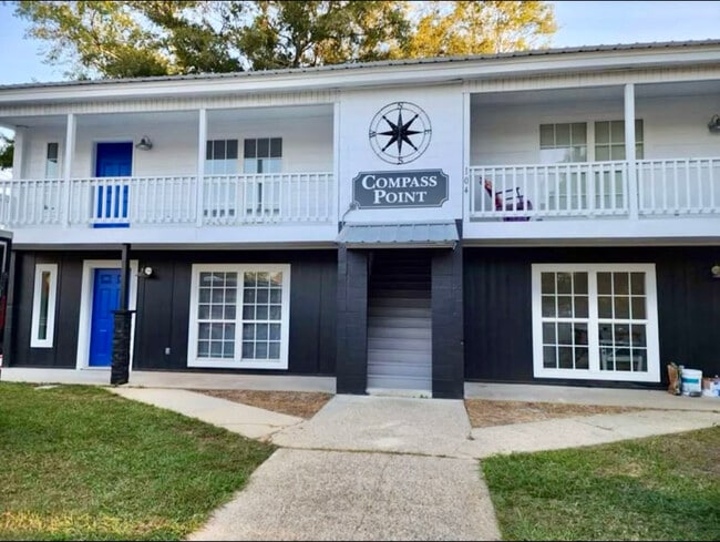 104 E Horner St in Atmore, AL - Building Photo - Building Photo