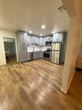 25446 Lane St in Loma Linda, CA - Foto de edificio - Building Photo