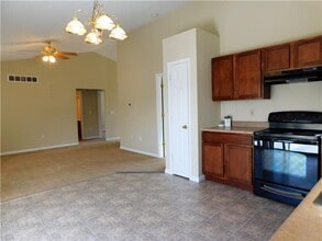 1206 Carthage Dr in Independence, KY - Building Photo - Building Photo