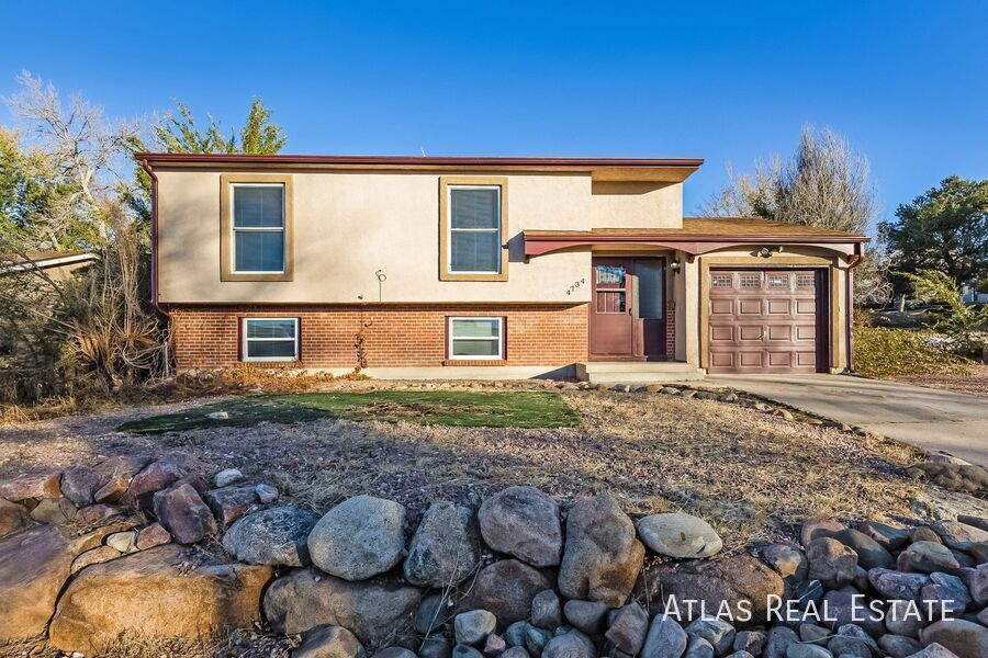 4734 Frost Dr in Colorado Springs, CO - Building Photo