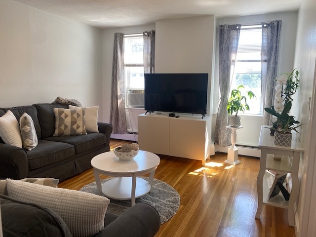 132 Emerson St, Unit 23 in Boston, MA - Foto de edificio - Building Photo