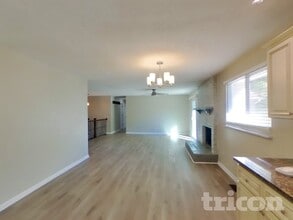 43 Westbrook Dr in O'Fallon, MO - Foto de edificio - Building Photo