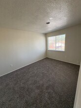 230 Blue Skies Dr in Reno, NV - Building Photo - Building Photo