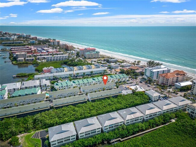 19823 Gulf Blvd in Indian Shores, FL - Building Photo - Building Photo