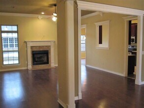 1312 W Magnolia St in Rogers, AR - Building Photo - Building Photo