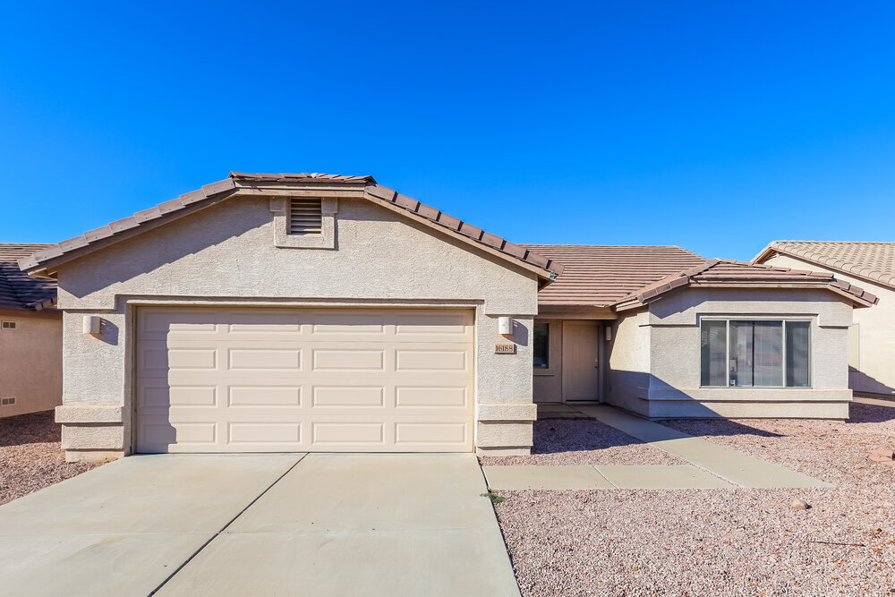 16188 N Basl Ln in Surprise, AZ - Building Photo