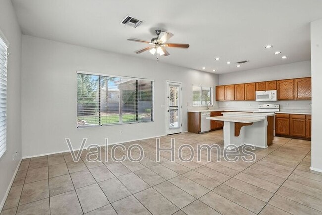 property at 6617 W Avenida Del Rey