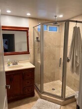 7766 N Glenoaks Blvd in Burbank, CA - Building Photo - Building Photo
