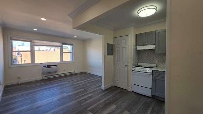 property at 502 26th St
